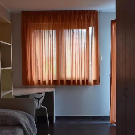 Le Vele Hotel apartamentowy Pietra Ligure