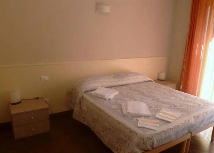 Le Vele Lägenhetshotell Pietra Ligure