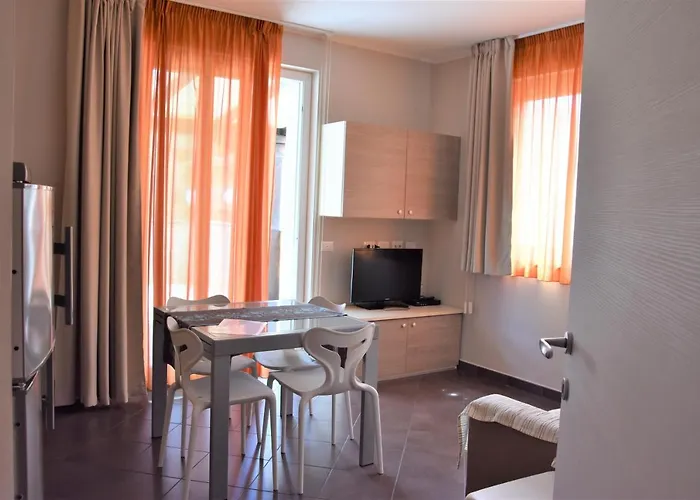 Aparthotel Le Vele Pietra Ligure